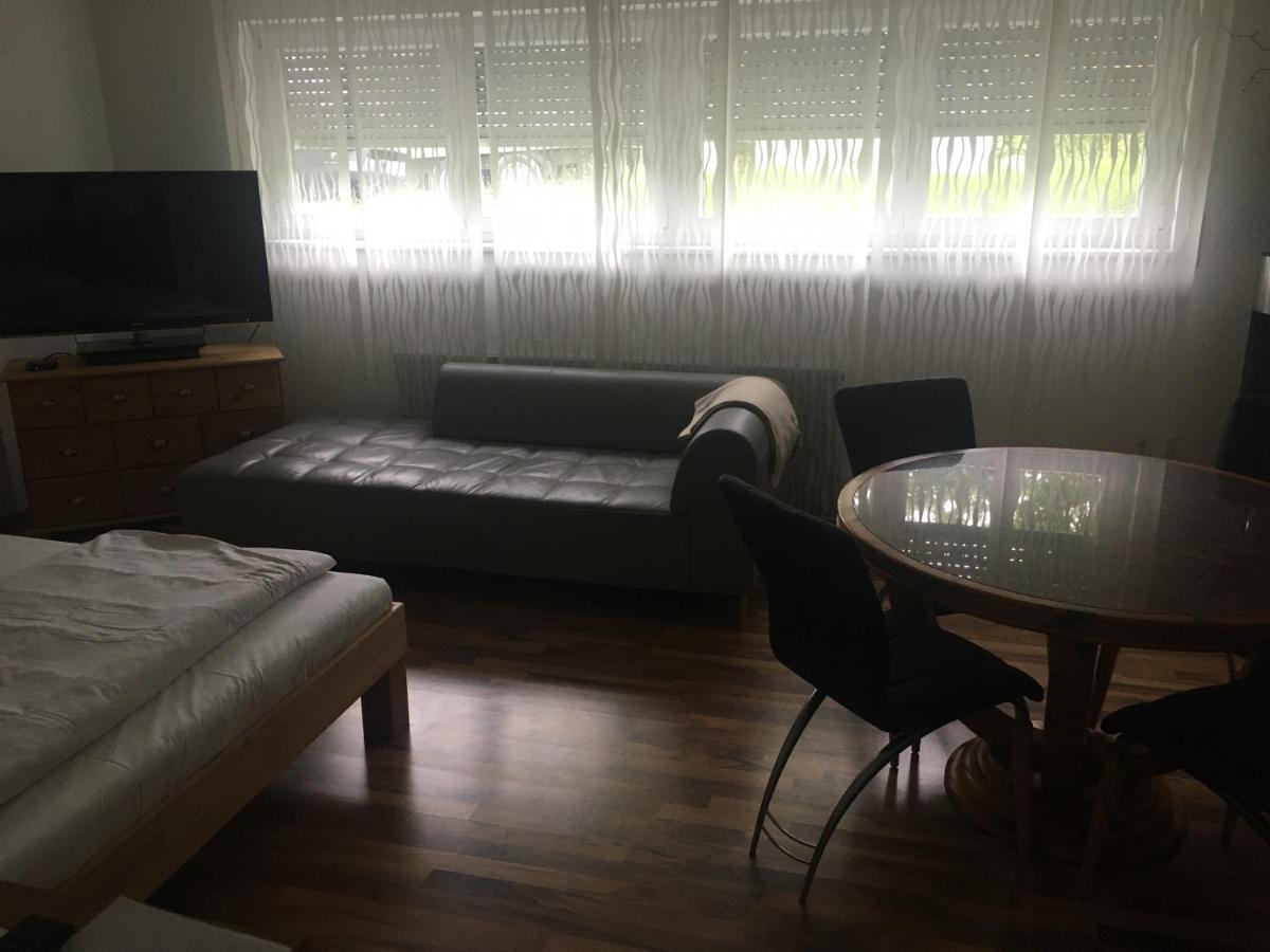 Apartment Ройтлінген Екстер'єр фото