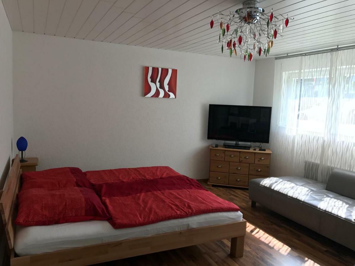 Apartment Ройтлінген Екстер'єр фото